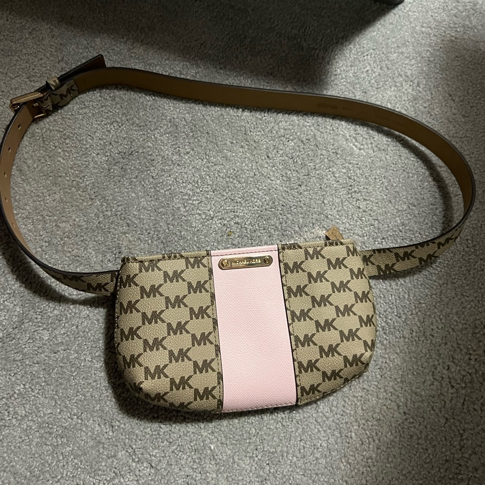 New Michael Kors Fanny Pack